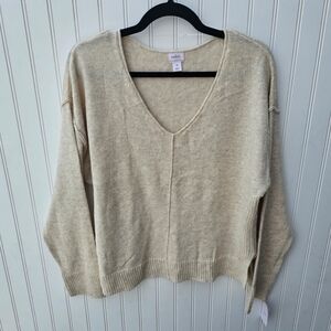 NWT Aduen V-Neck Beige Sweater Side Slits Medium
